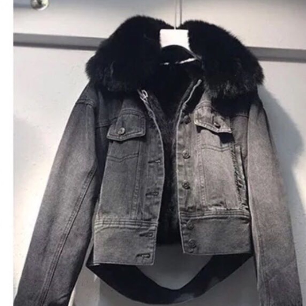JACKET